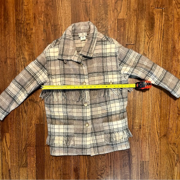 JJ Farmer Womens Plaid Barn Jacket With Fringe, 100% Wool, Made In Canada, Small - Picture 6 of 7